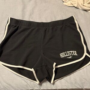 Hollister Women's Black and White Athletic Cotton Shorts